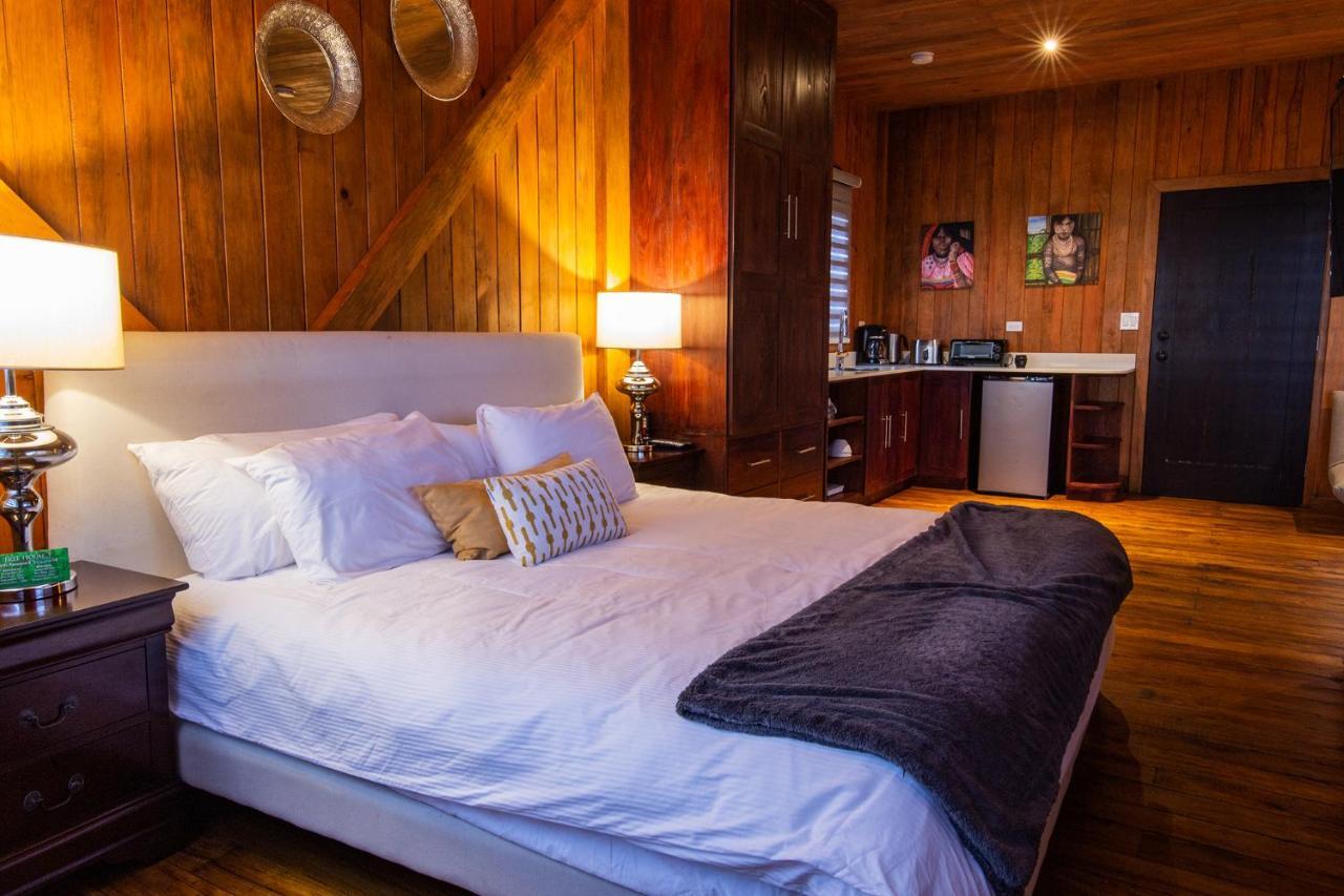 Lucero Golf And Country Club Tree Chalet Boquete